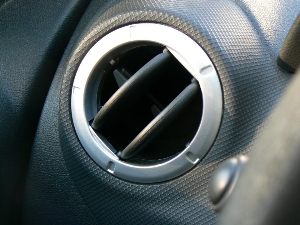Heating car air conditioning