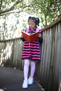 Cute kid auckland botanic garden photo