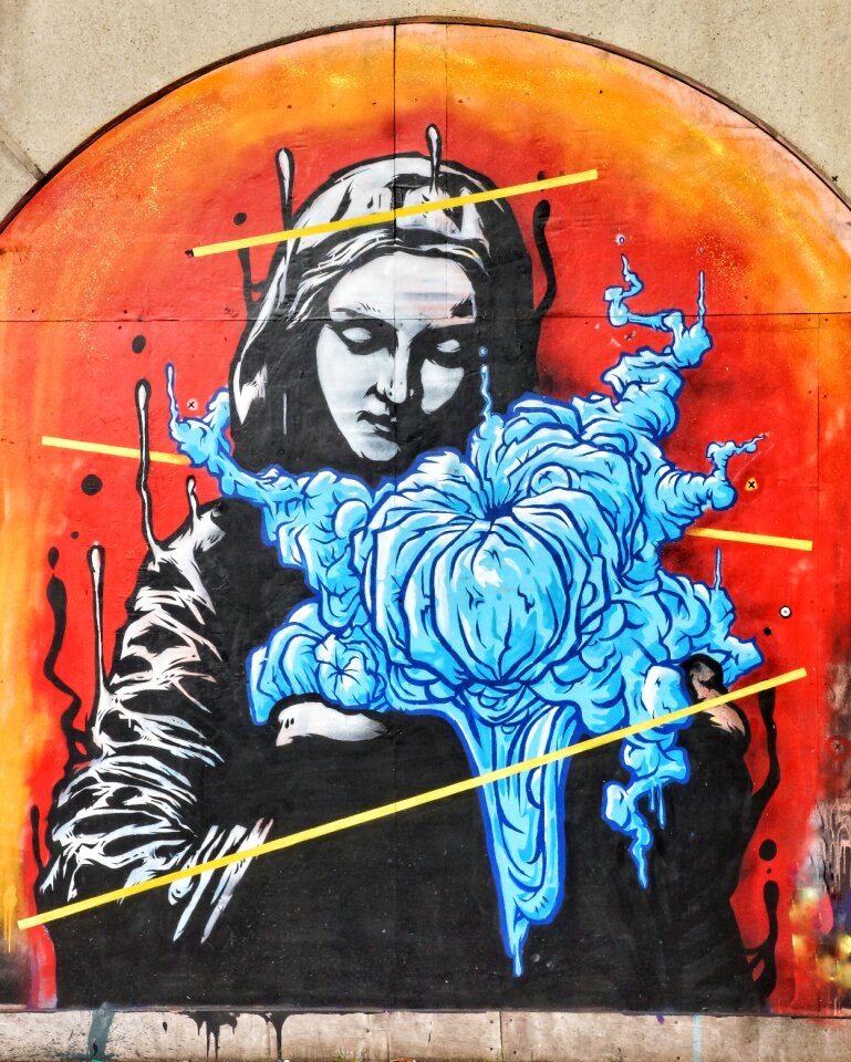 Graffiti lady london