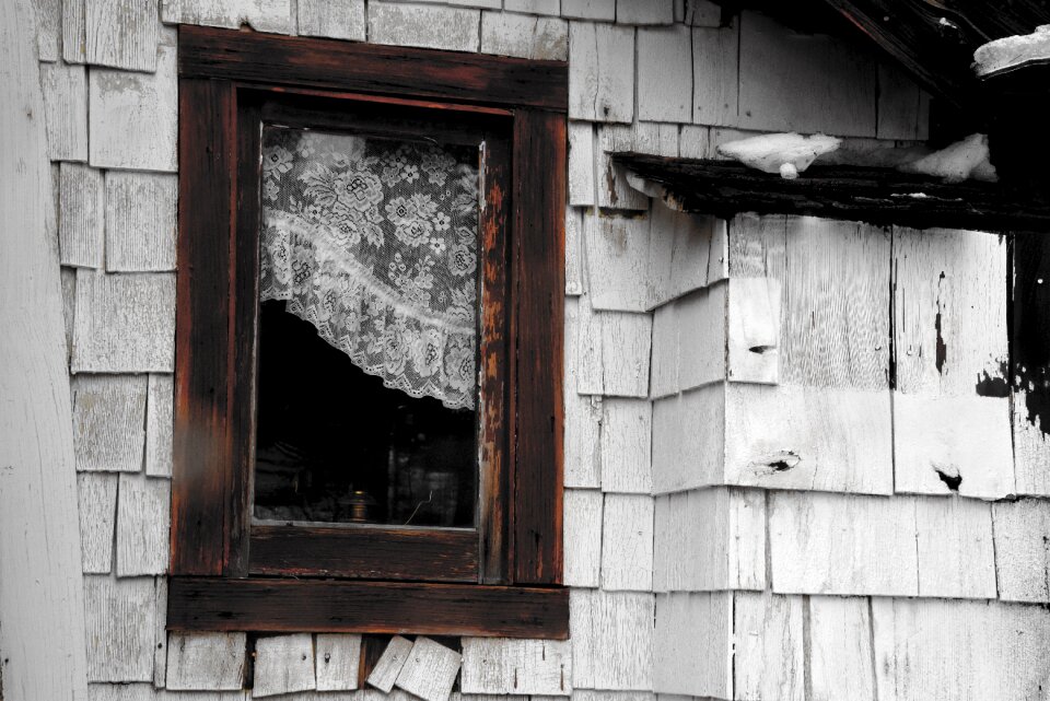 Wood lace curtain shingles