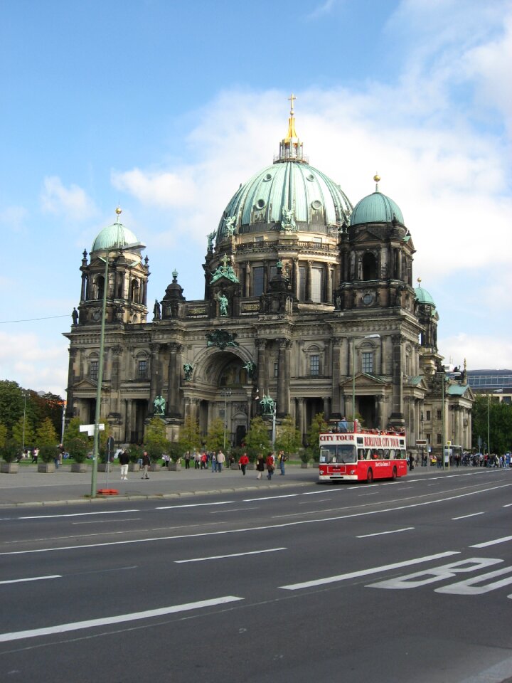 Capital building architecture
