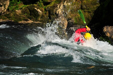 Kayak wave torrent photo