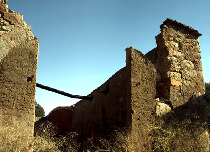 Ruins walls cracks