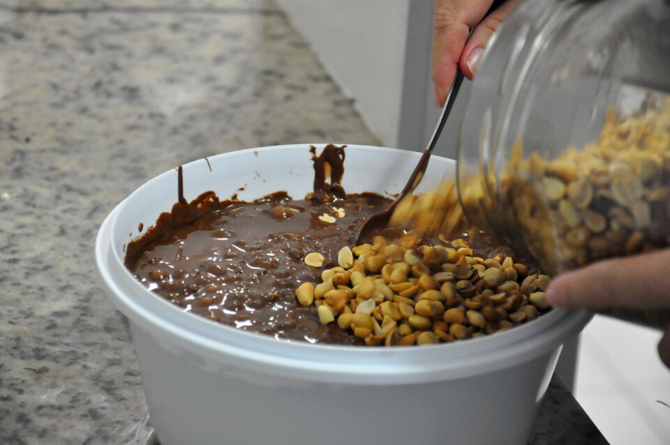 Chocolate nuts bonbon