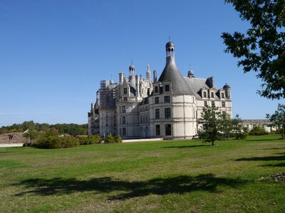Outside castle françois 1er