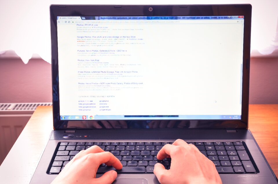 Laptop screen work