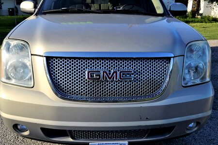 Windshield bumper automotive
