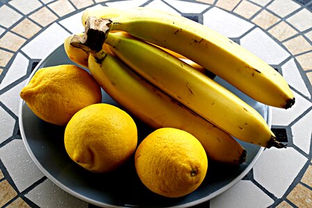 Lemons bananas natural