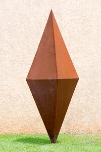 Sculpture architecture metal