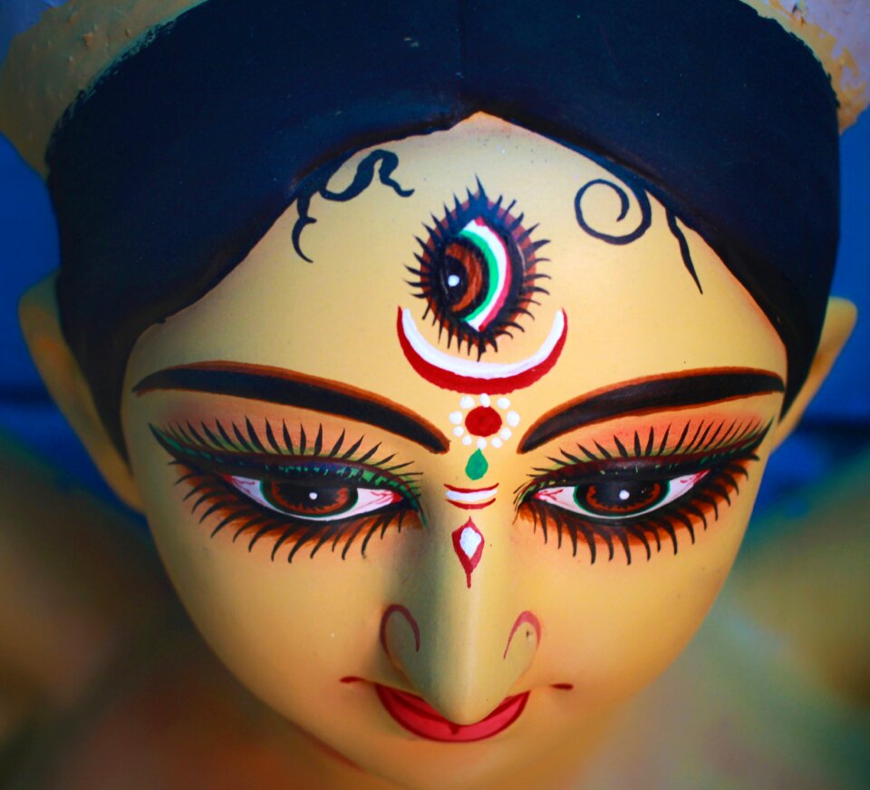 Calcutta idol worship religious