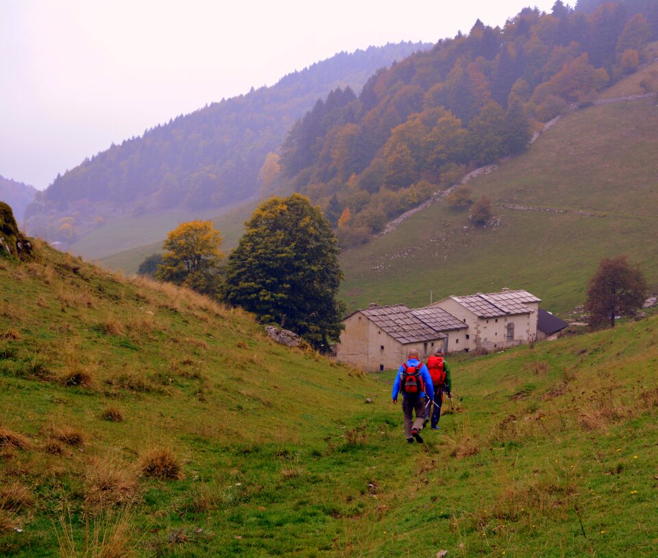 Borgo houses trail