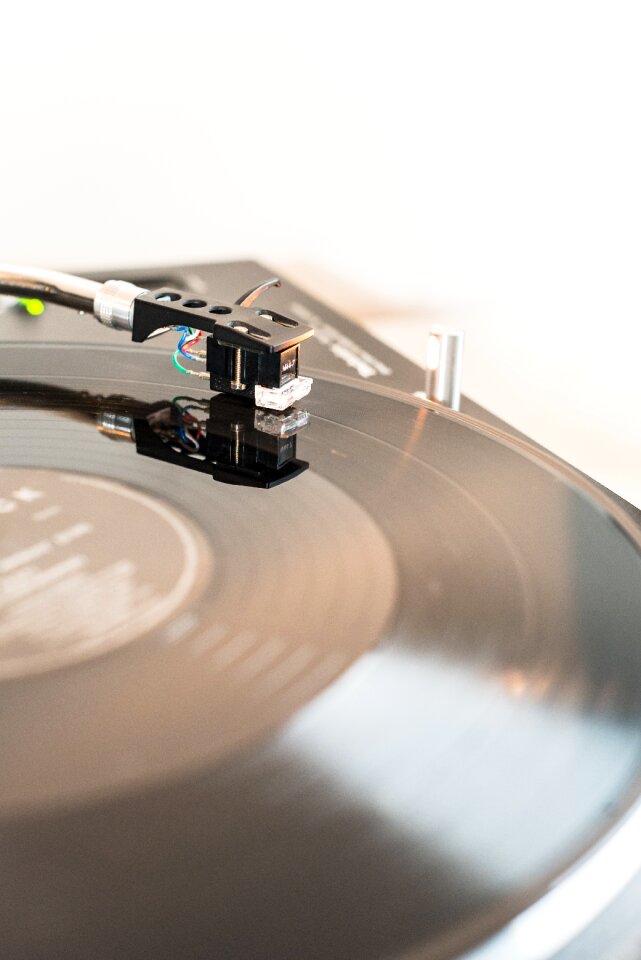 Analog celebrate record