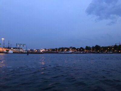 Ship sky port