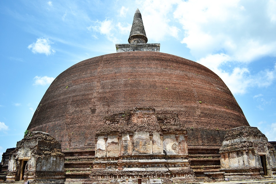 Polonnaruwa ancient ruins ancient