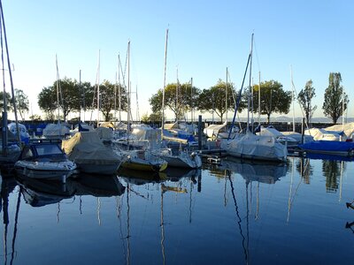 Motorboat lake
