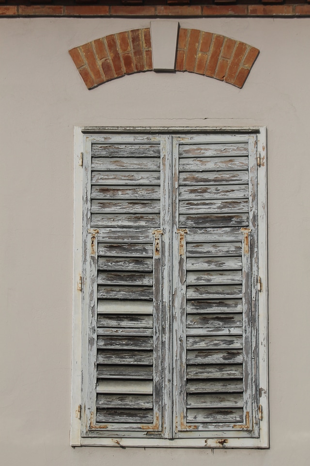 Window window bars eyebrows