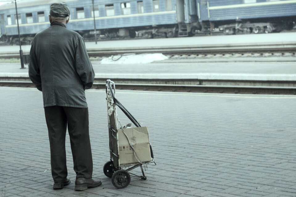 Life style grandpa retirement age