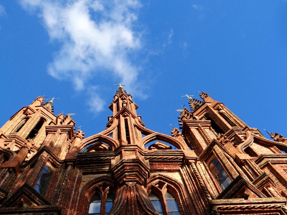 Fragment foreground soaring