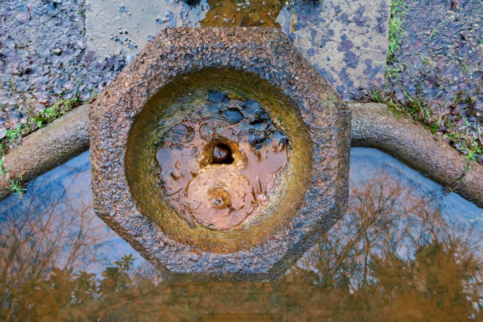 Water pierre geometry