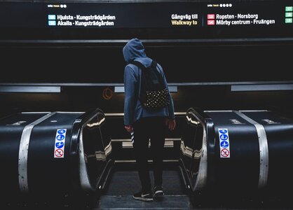 Single escalator city