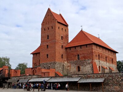 Architecture lake dusia gateway photo