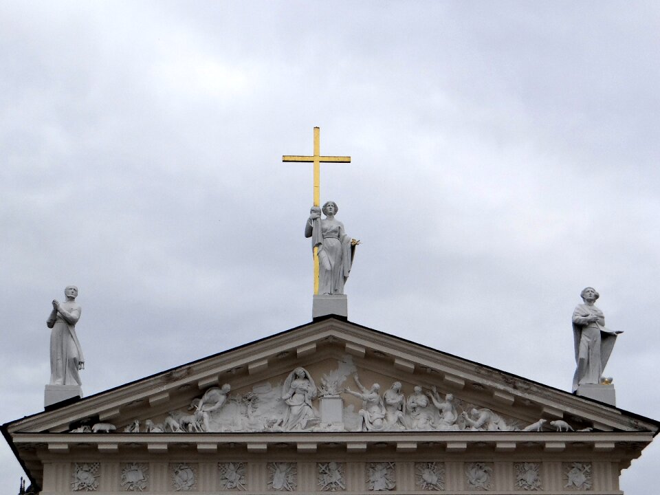 Figures saints figure