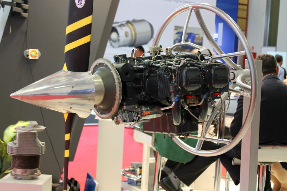 Aircraft glider propeller