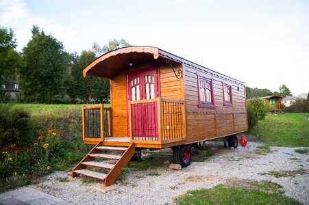 Atypical camping cotage