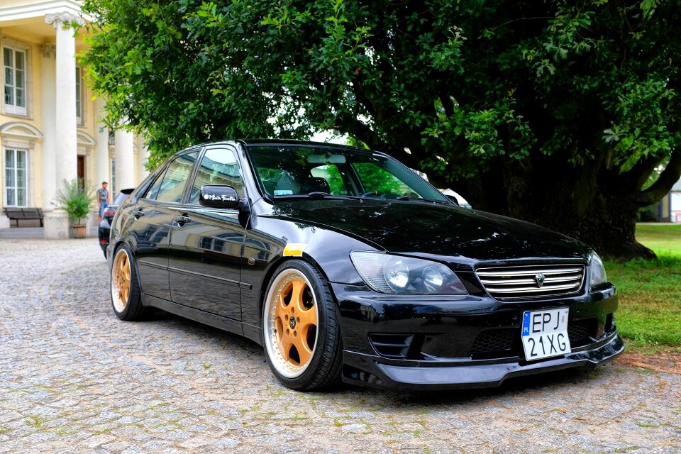 Is200 altezza is300