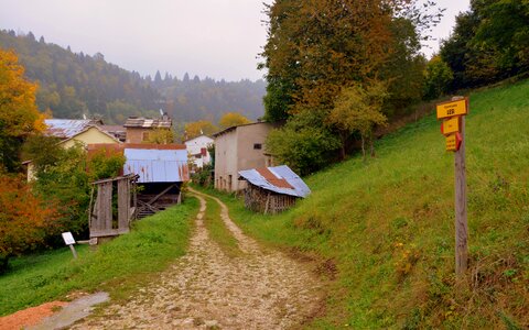 Autumn the european path e5