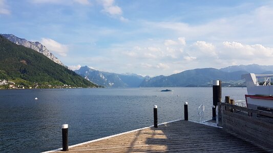Lake mountains austria