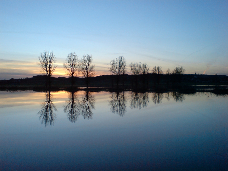 Flooded sky mirroring