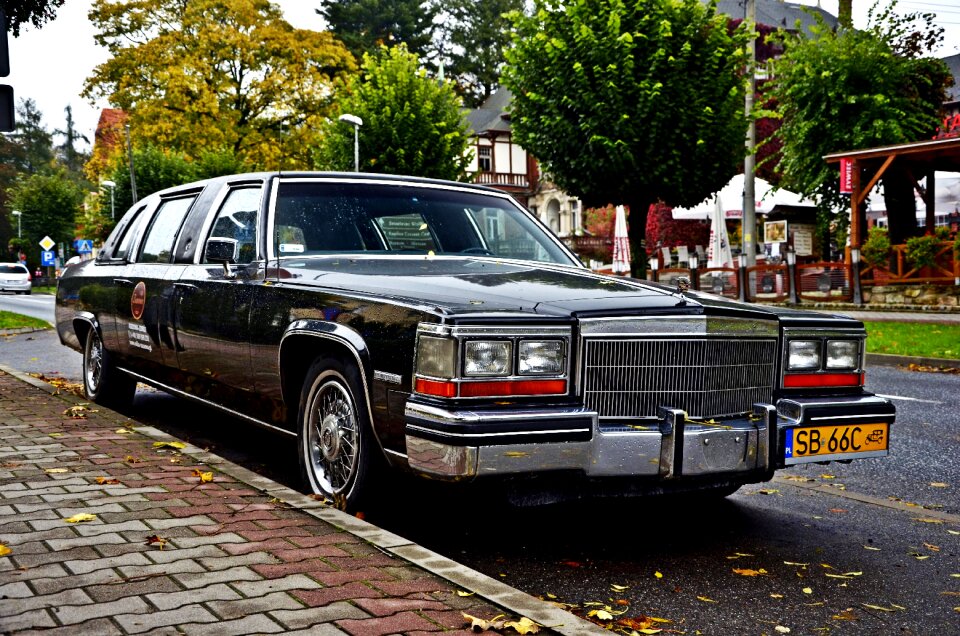 Limousine highwayman monument