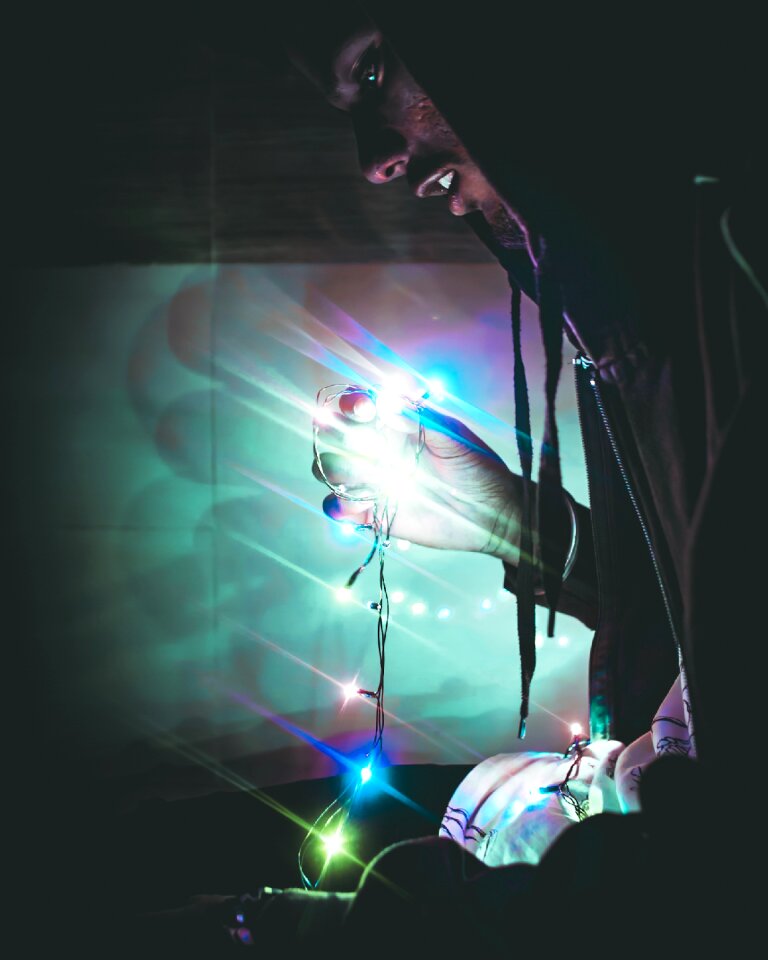 Lowlight decor colours