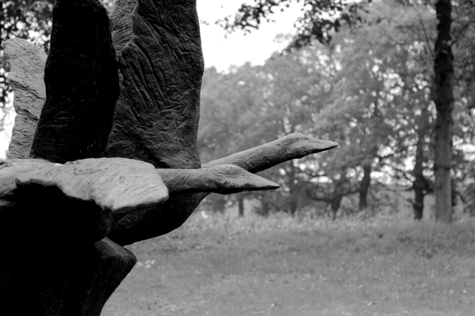 Sculpture figure arts crafts