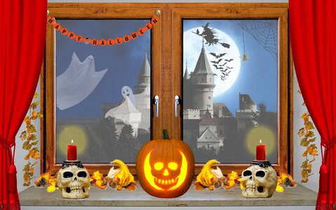 Skull and crossbones moonlight deco photo