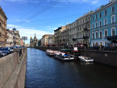 St petersburg channel boat