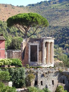 Tivoli kitchen god temple italy