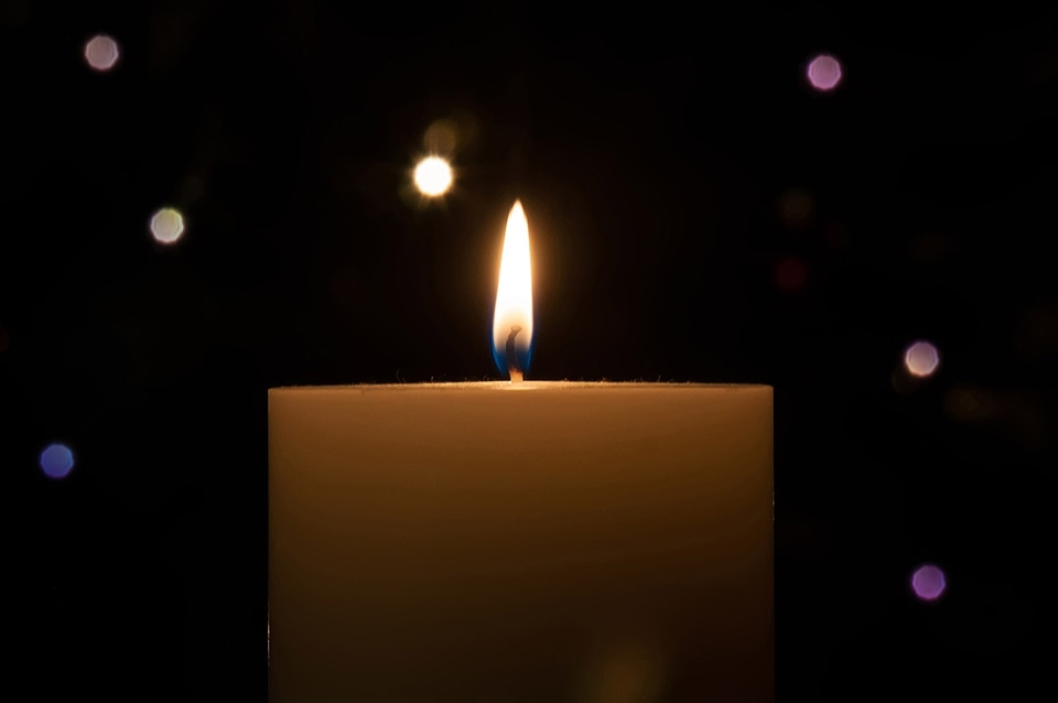 Bauble burning candle