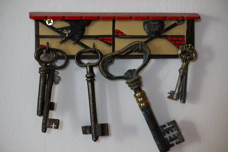 Keys rusty antique