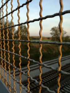 Bridge trellis tracks photo