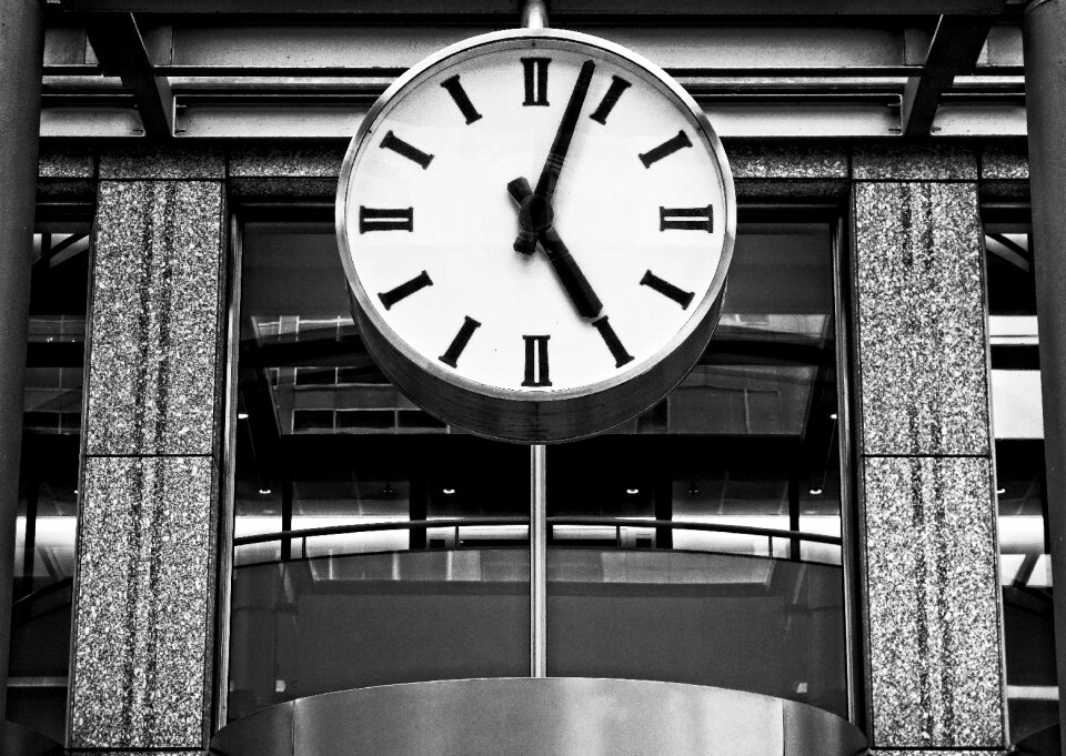 Clockface dial hand