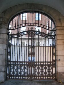 Architecture entry