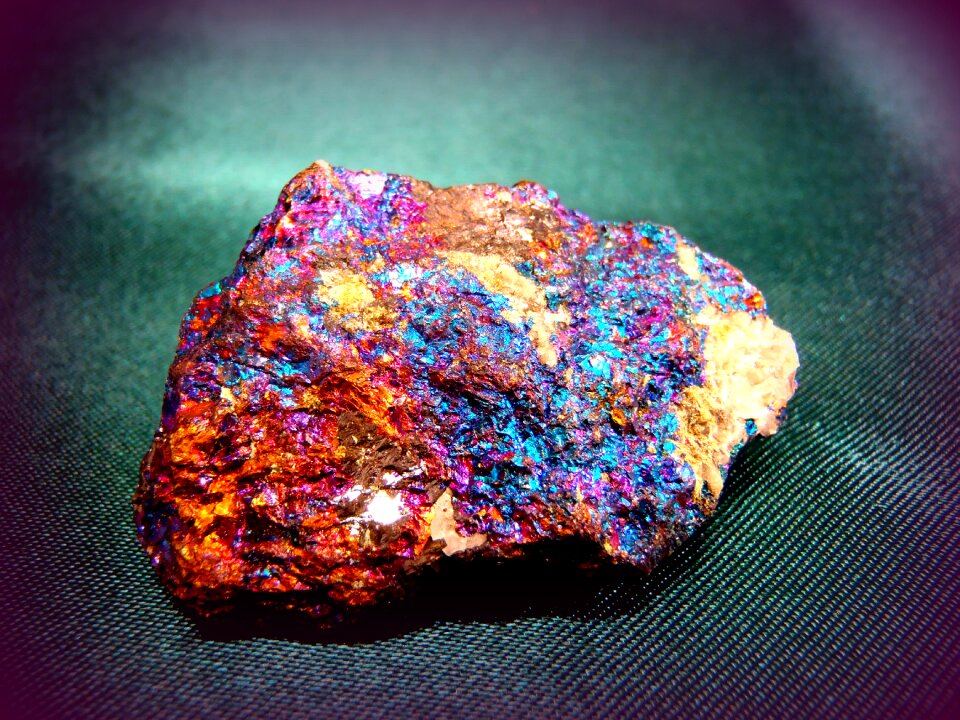 Mineralogy periodic element