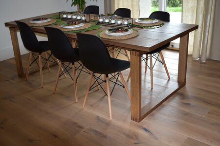 Interior wooden food