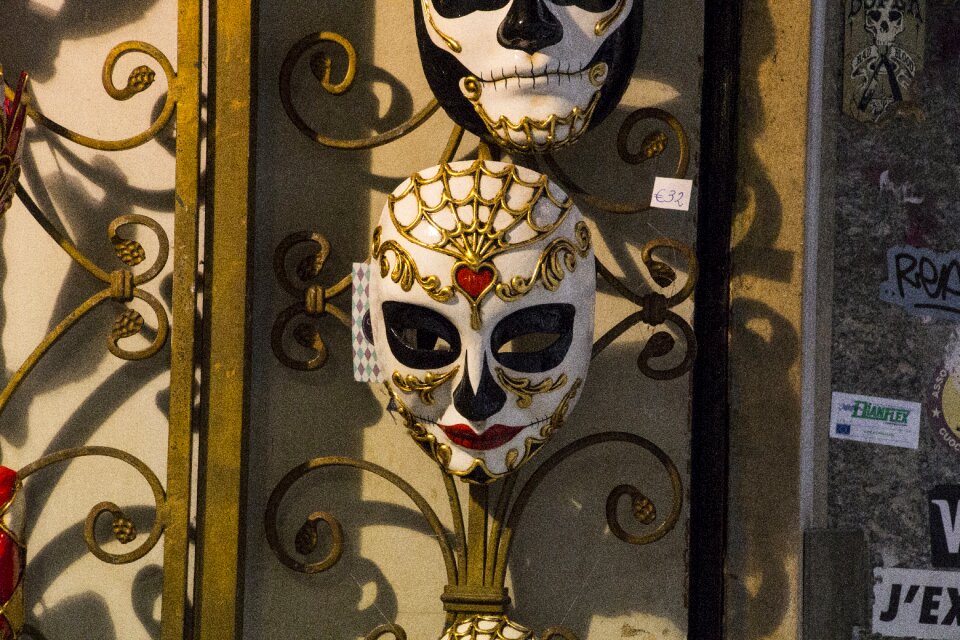 Face venetian mask headdress