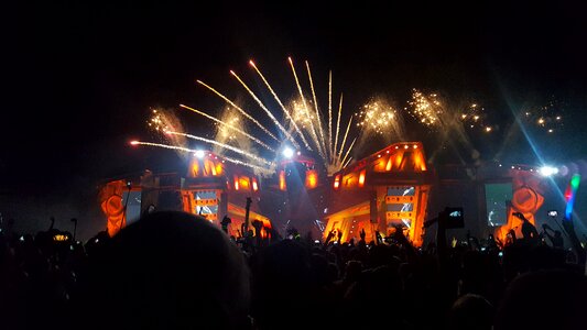 Festival let it roll music