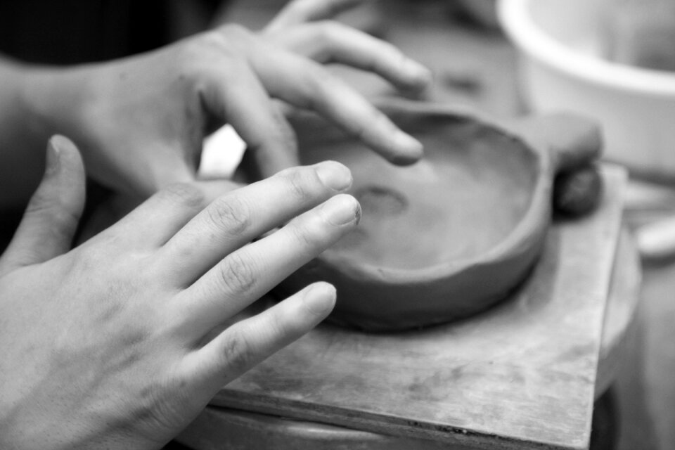 Clay qualitative ware