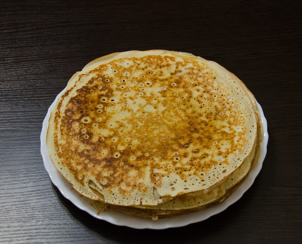 The dough baking plate