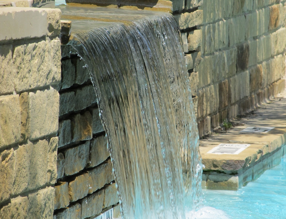 Stone brick wet